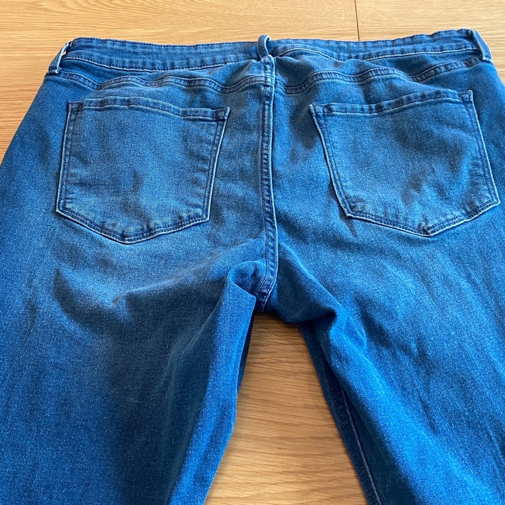Boot cut plus size jeans - Picture 7 of 9